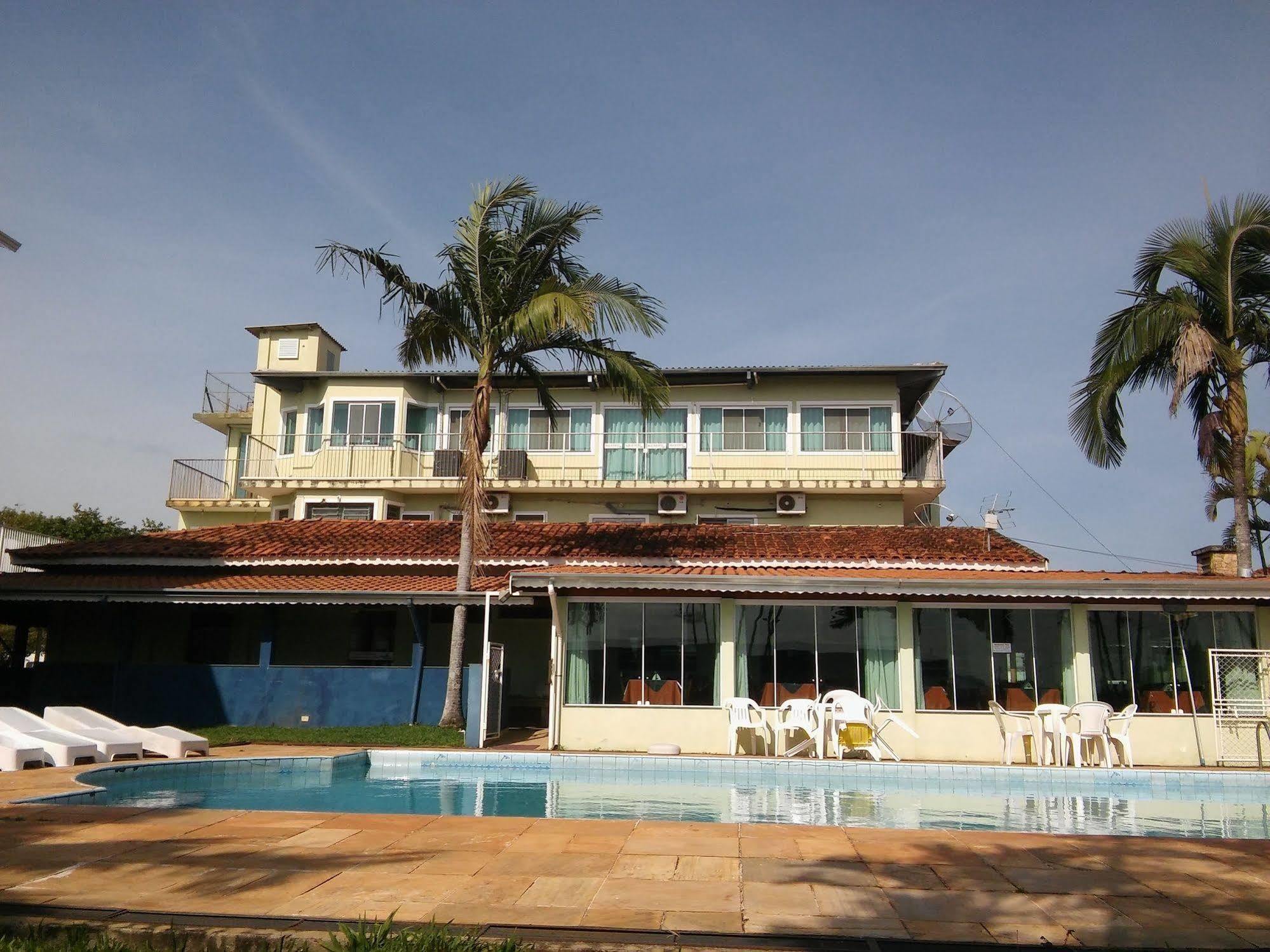 Pousada Das Estrelas Atibaia Hotel Exterior foto